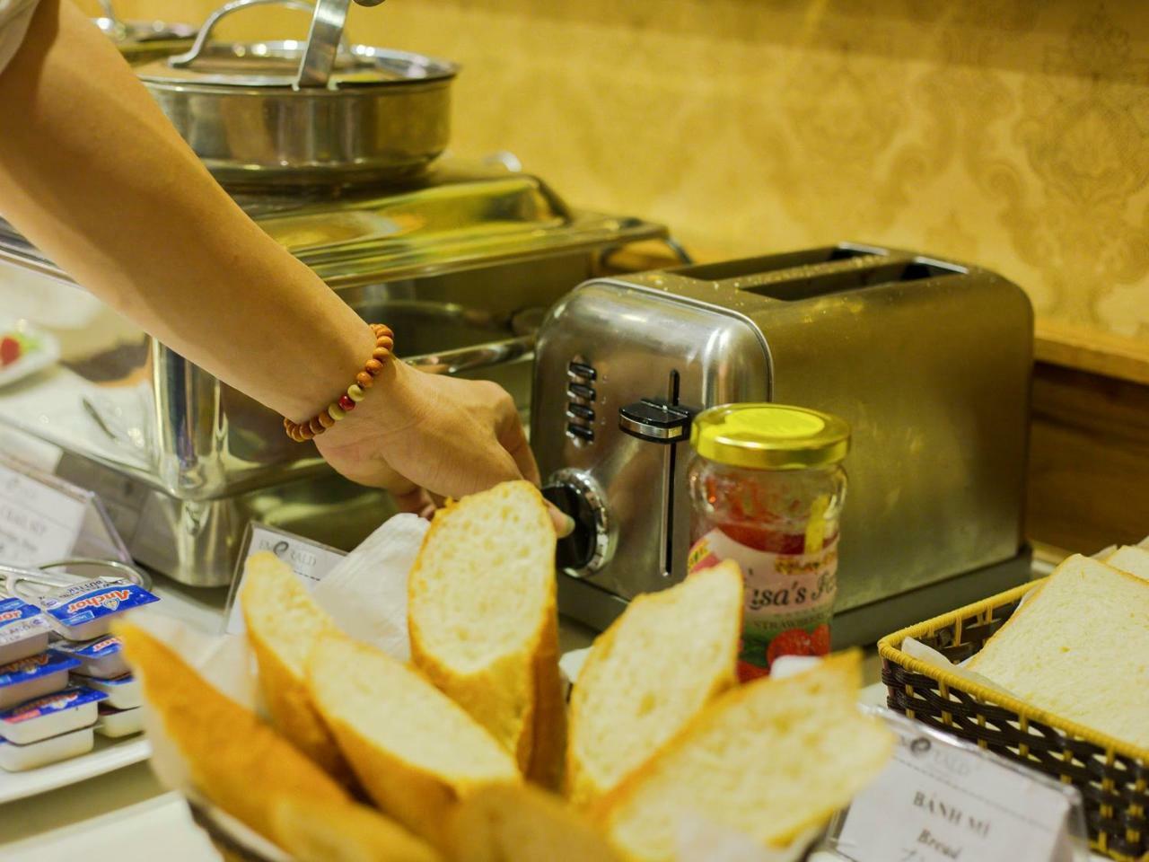 Emerald Boutique Hotel Hanoi Esterno foto